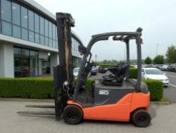 2013 TOYOTA 8FBMT20 4-WHEEL ELECTRIC FORKLIFT – 2,000KG CAPACITY**(INCLUDES CHARGER)**