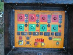 PIKE X-LITE XLM2 PORTABLE TRAFFIC LIGHT MULTIPHASE CONTROLLER – RADIO LIGHT BATTERY