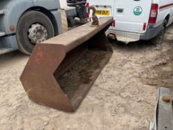 FRONT LOADER BUCKET – REMOVED FROM JCB 3C – SUIT TRACTOR OR TELEHANDLER