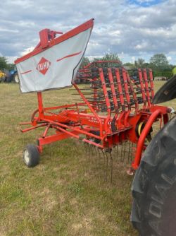 KUHN GA4121 SINGLE ROTOR RAKE