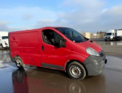 **(ONLY 92K MILEAGE)** 2010 VAUXHALL VIVARO SWB PANEL VAN 2.0 CDTI
