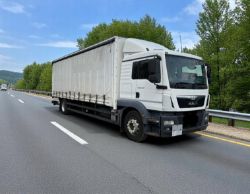 2017 MAN/ERF TG-M 18 TON SLEEPER CAB CURTAINSIDER WITH FULL-SIZE TAILLIFT