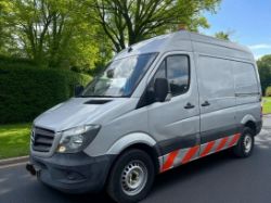 **(ONLY 76K MILEAGE)** 2018 MERCEDES-BENZ SPRINTER 313 CDI SWB HIGH ROOF