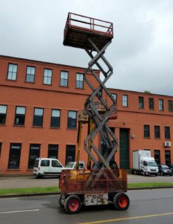 SKYJACK SJ7135 DIESEL SCISSOR LIFT – 12.7M WORKING HEIGHT
