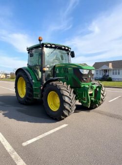 JOHN DEERE 6125R TRACTOR – 2015