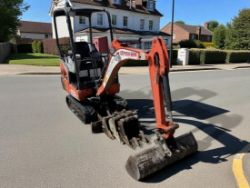 2016 KUBOTA KX015-4 1.5T MINI EXCAVATOR– QUICK HITCH – 4 BUCKETS