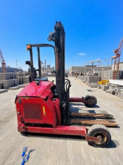 2004 MOFFETT MOUNTY ALL TERRAIN DIESEL FORKLIFT – HYDROSTATIC DRIVE – TELEHANDLER ALTERNATIVE