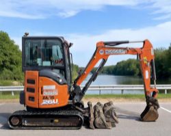 HITACHI ZX26U-6 CR MINI EXCAVATOR