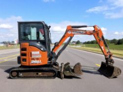 HITACHI ZX26U-6 CR MINI EXCAVATOR