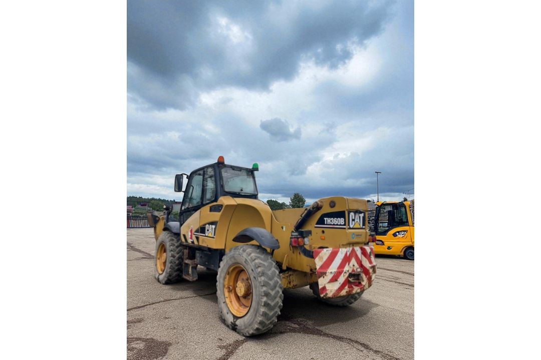 2005 CAT TH360B TELEHANDLER – 13.5M REACH, 3.5T LIFT - Image 7 of 12