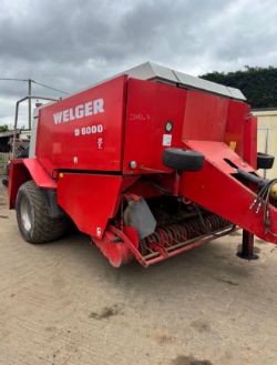 WELGER D6000 LARGE SQUARE BALER