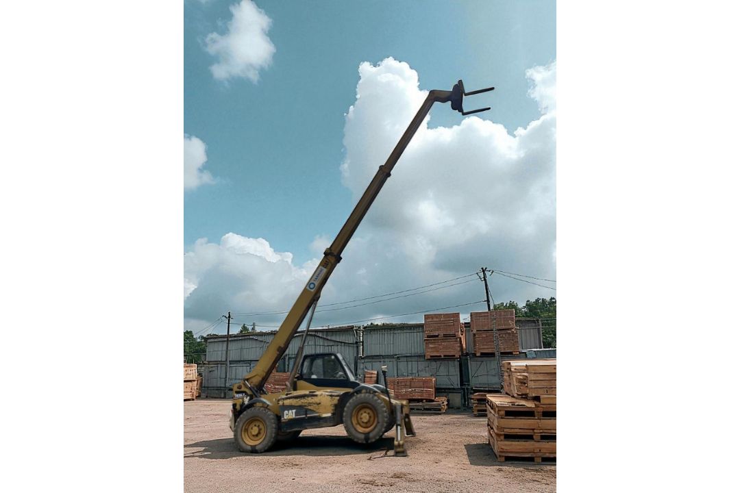 2005 CAT TH360B TELEHANDLER – 13.5M REACH, 3.5T LIFT - Image 2 of 12