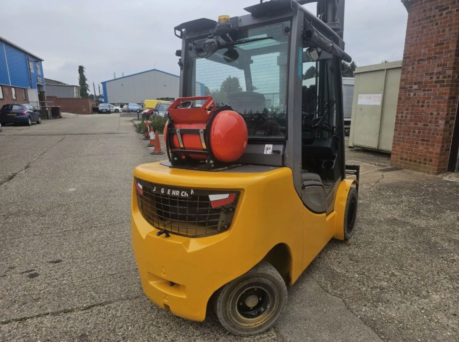2017 JUNGHEINRICH DFG535S LPG FORKLIFT – 3.5 TON LIFT - Image 2 of 5