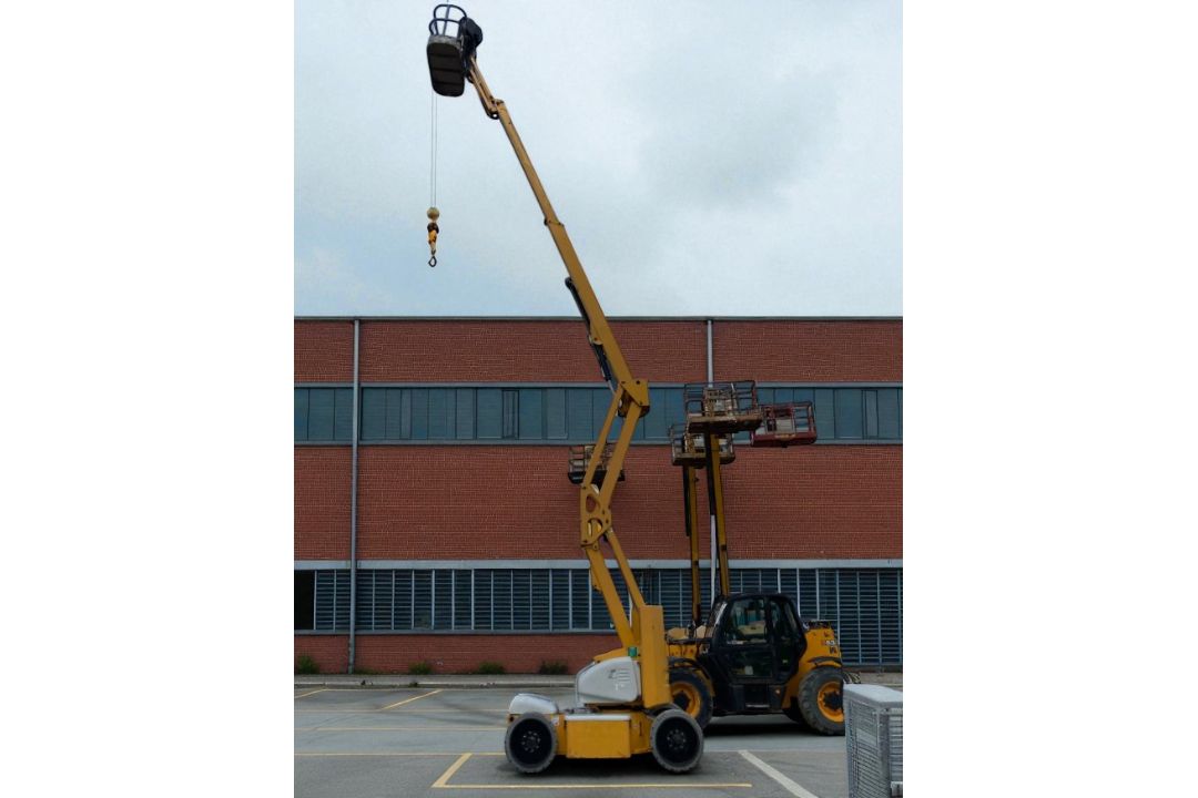 2014 NIFTYLIFT HR15 CHERRY PICKER – 15.5M WORKING HEIGHT, DIESEL & BATTERY - Image 7 of 15