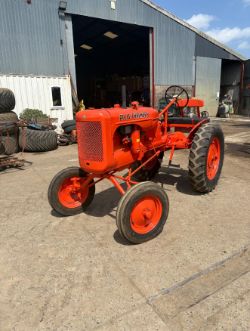 ALLIS CHALMERS MODEL B TRACTOR