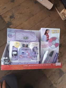 30 X NEW PROJECT MC 2 MAKEUP BACK PACK & 48 X NEW LITTLE TIKES TREE HOUSES