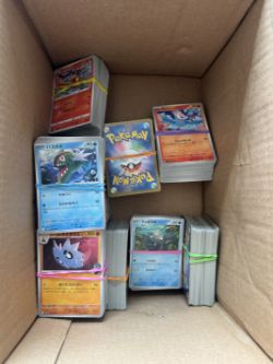 BUNDLE OF X200 JAPANESE POKEMON CARDS
