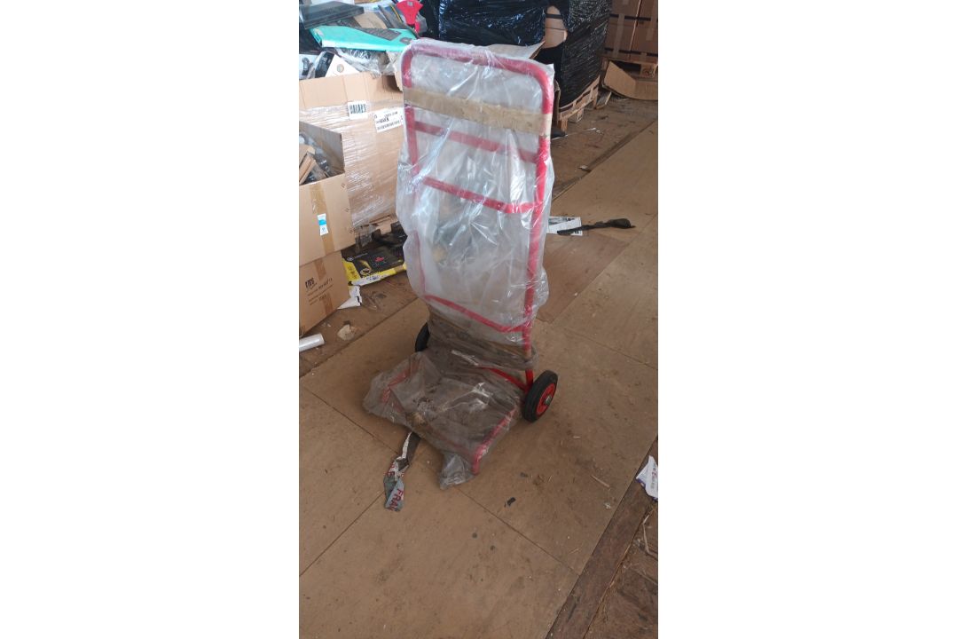 BRAND NEW WHEEL SACK TRUCKS