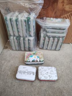 BRAND NEW METAL STORAGE TINS - VARIOUS DESIGNS - BRAND NEW JOBLOT OF X21 !!