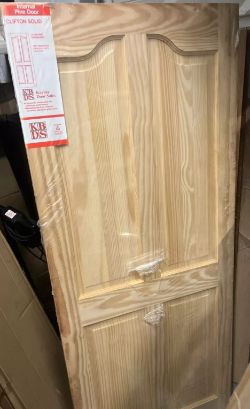 KAYBEE DOORS INTERNAL PINE DOOR CLIFTON SOLID (78
