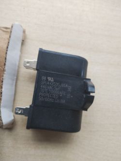 ZODIAC - CONDENSAT 8UF/450V SPU44X805JQ NEW BOXES