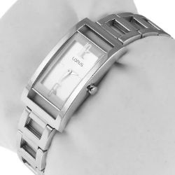 X30 LORUS LADIES ELEGANTE STAINLESS STEEL RECTANGLE BRACELET WATCHES - STYLISH AND TIMELESS RRW05CX9