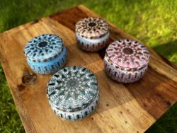 JOB LOT 150 SETS 600 SCENTED CANDLES GIFT SET