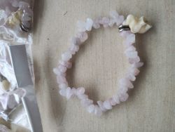 ROSE QUARTZ CHIP STONE ELEPHANT BRACELET - NEW IN ORIGINAL PACKAGING - JOBLOT OF 17