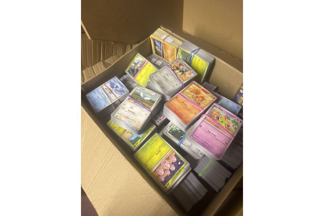 BUNDLE OF X200 POKEMON CARDS - Image 2 of 3