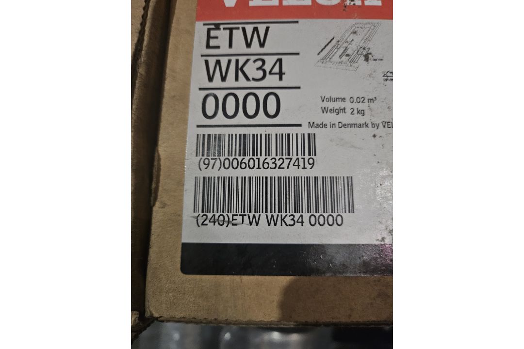 VELUX SLATE FLASHING FOR FIXED ROOF WINDOW ETW WK34 0000 - Image 2 of 3