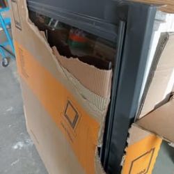 DAKEA BETTER SAFE WHITE ROOF WINDOW 114 CM X 118 CM KAV B1010 S6A SLIGHT DAMAGE SB1C