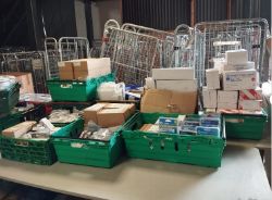 MIXED JOBLOT OF ELECTRICAL ITEMS X 176 UNITS