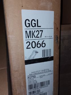 VELUX GGL MK27 2066 WHITE CENTRE PIVOT WINDOW TRIPLE GLAZE - 78 X 62CM