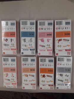 LOT OF 120 X EDUCATIONAL SELF-ASSEMBLY TOY KITS – NO GLUE NEEDED – CHRISTMAS STOCK