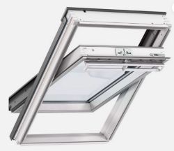 ROOF WINDOW CENTRE PIVOT 78 X 140CMS CP06T