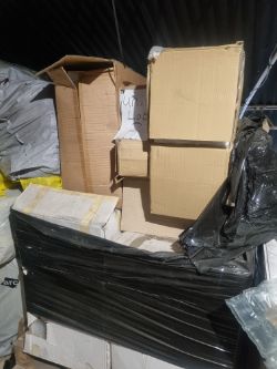 ASSORTED VANITY UNITS BATHROOM CABINETS APPROX 10 UNITS