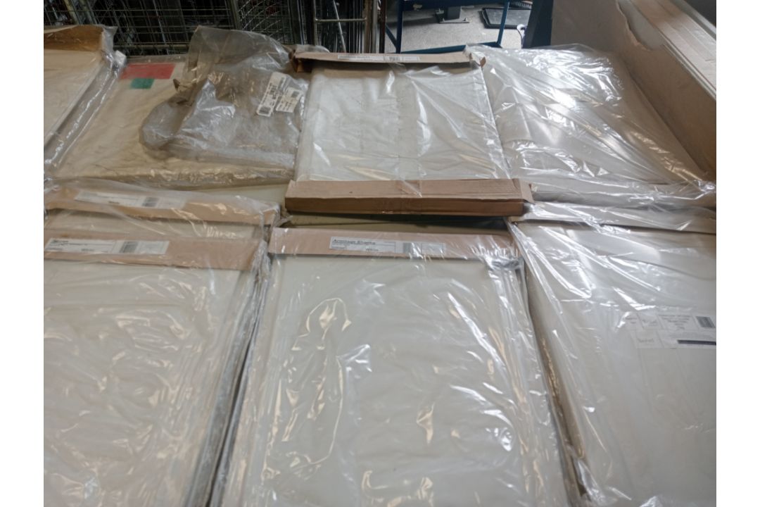 BATH END PANEL JOBLOT - Image 2 of 8