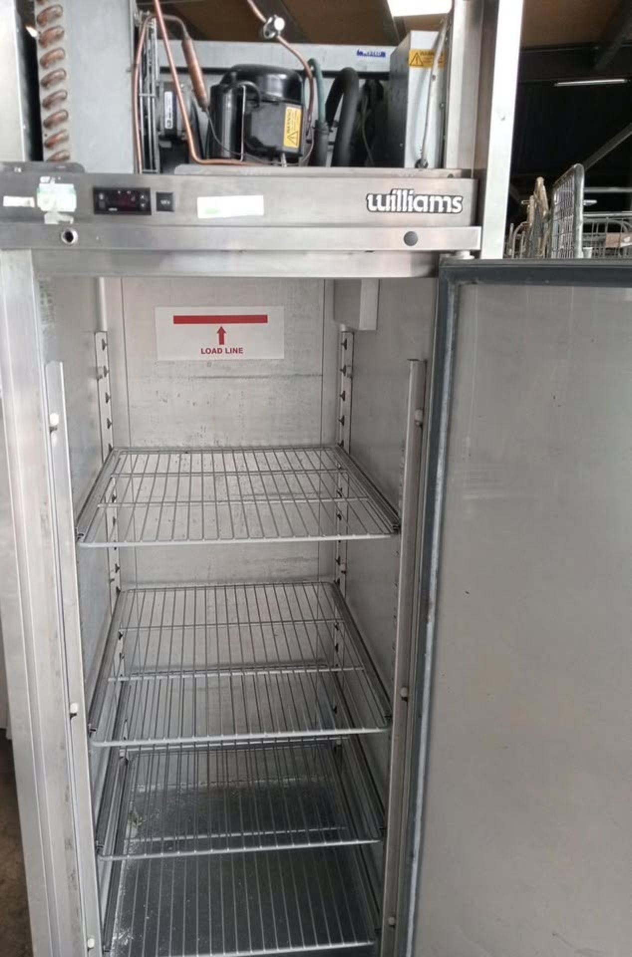 COMMERCIAL FRIDGE 620 LITRE SINGLE DOOR 6FT HIGH STAINLESS STEEL WILLIAMS (M2C) - Image 3 of 6