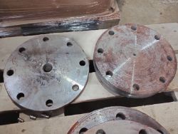 JOBLOT OF 3 - 285MM 8 HOLE 20MM THICK WITH CENTRE HOLES- METAL FLANGE - EN1092-1 - NEW NO BOX