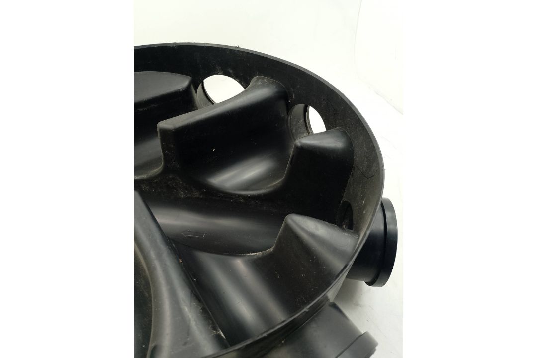 JOBLOT X5 UNDERGROUND DRAINAGE ACCESS CHAMBER BASE 490MM, 4 OUTLETS 130MM - Image 3 of 7