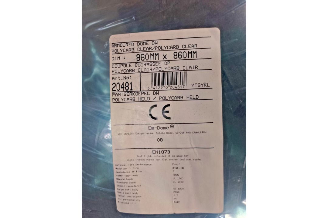 EM-DOME SQUARE ARMOURED DOME WINDOW 860 MM X 860 MM WITH PVC UPSTAND KURB 16/20 - Image 4 of 5
