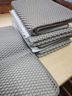 JOBLOT OF 5 CAT LITTER MATS - GREY - 750 X 540 MM - NEW