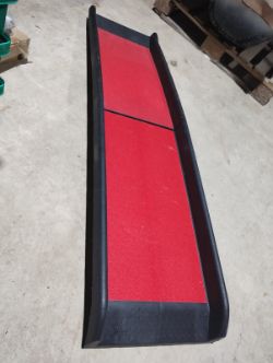 LARGE DOG RAMP - FOLDABLE - USED LIKE NEW - 1500X 350MM