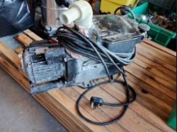 HAYWARD SUPERPUMP 1KW - 240V - USED FOR SWIMMING POOL VACUUM PUMP