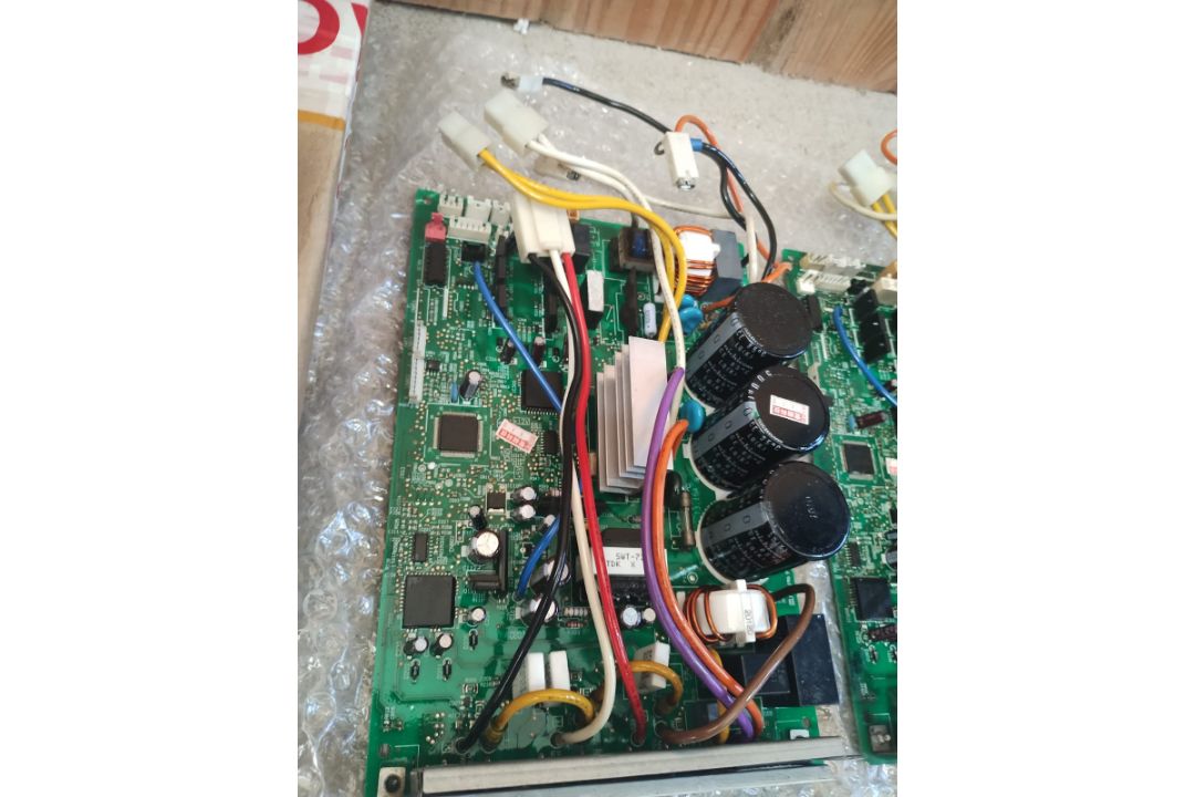 JOBLOT OF 2 MCC-5009-04 CONTROL MODULES FOR TOSHIBA AC - NEW IN BOX 4O - Image 2 of 7