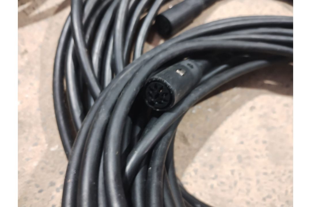JOBLOT OF PROFESSIONAL AUDIO CABLES - REELS OF VARYED LENGTHS - USED LIKE NEW - 26PSC - Image 6 of 10