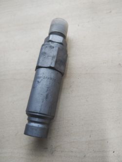 MALE FLAT FACE HYDRAULIC COUPLER, 7246780, 7246780 PART #: 7246780 BRAND: BOBCAT- NEW