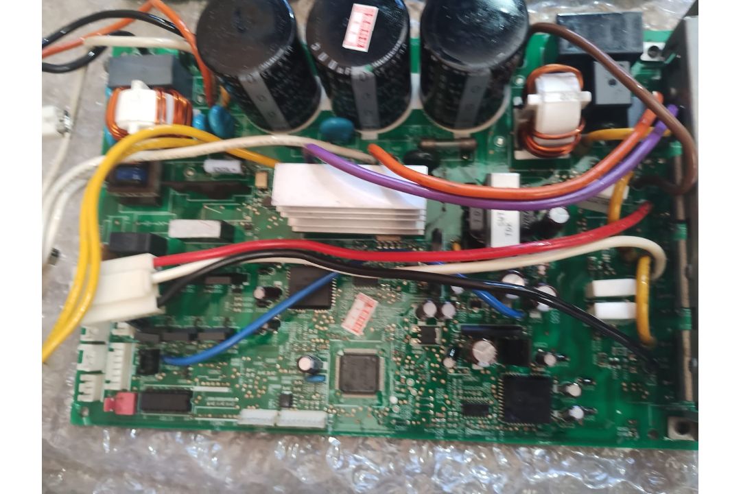 JOBLOT OF 2 MCC-5009-04 CONTROL MODULES FOR TOSHIBA AC - NEW IN BOX 4O - Image 7 of 7