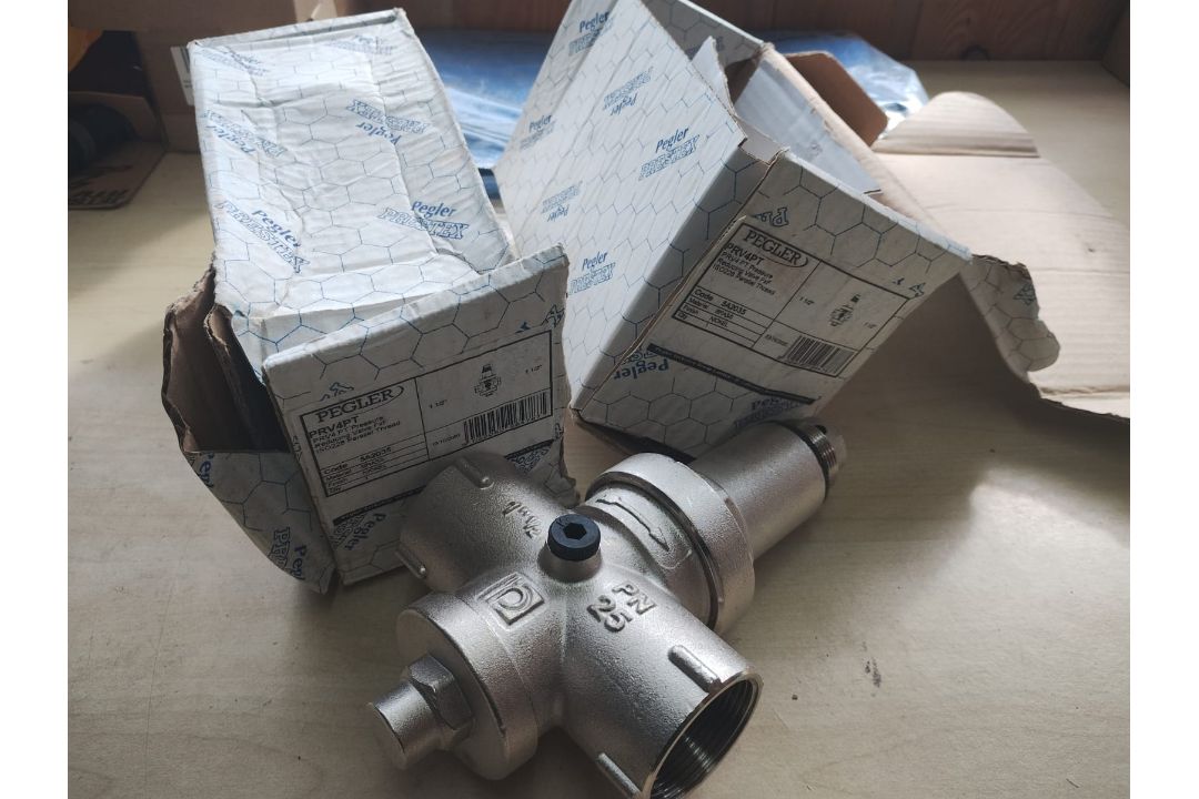 PEGLER - PRV4PT PRESSURE REDUCING VALVE FXF ISO228 - BRASS - 1½" - JOBLOT OF 2 BOXED NEW ! - Image 1 of 5