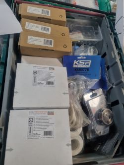 MIXED SMALL JOBLOT APPROX UNITS IDEAL FOR RESELLERS CRATE L